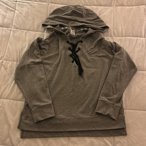 Victoria’s Secret Clothing Bundle - Picture 2 of 13